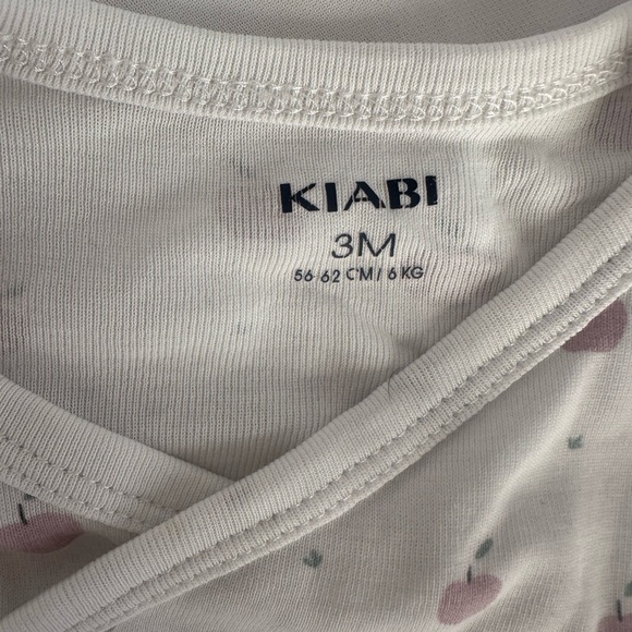 Bundle of 7 Baby Girl Bodysuits- 3 months. - Picture 6 of 16